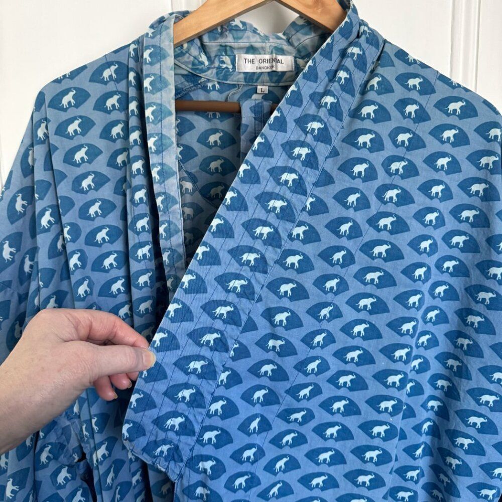Vintage Mandarin Oriental Bangkok Hotel L Cotton Long Robe Blue with Elephants - Picture 2 of 9